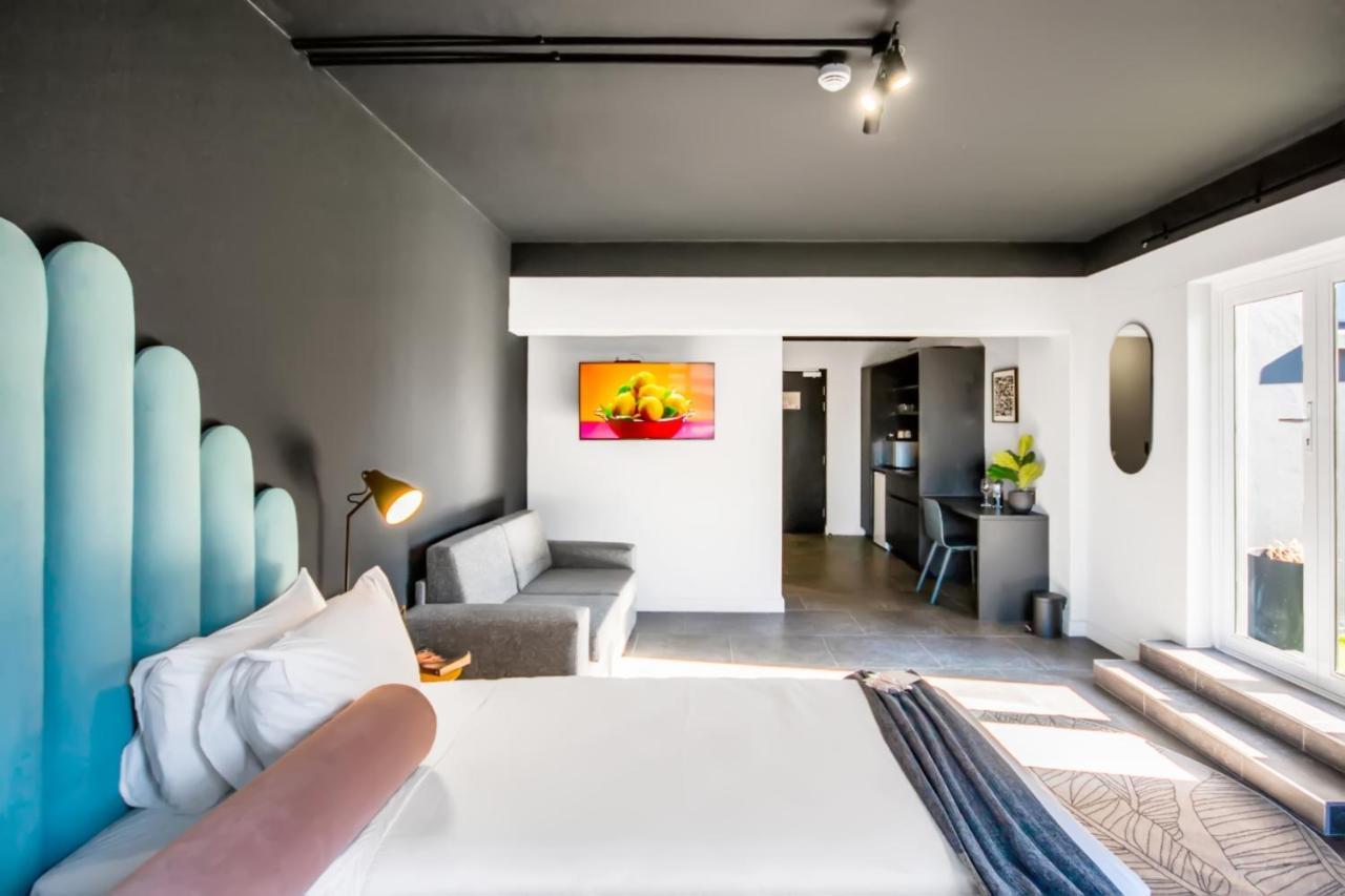 Blackbrick Cape Town Foreshore Extérieur photo